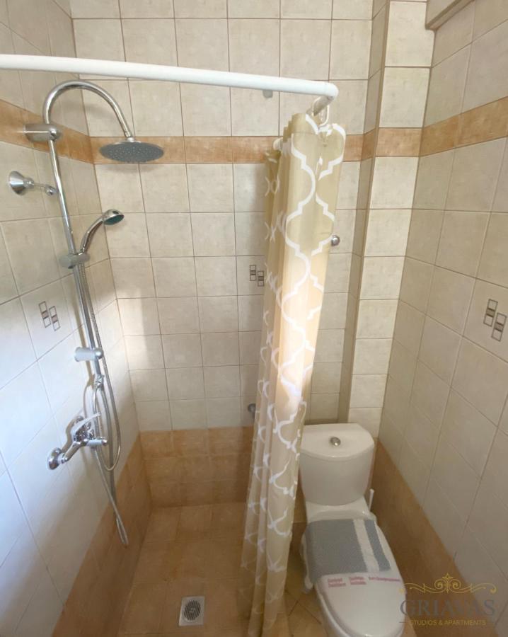 Griavas At Campsite Apartman Szikiá Kültér fotó
