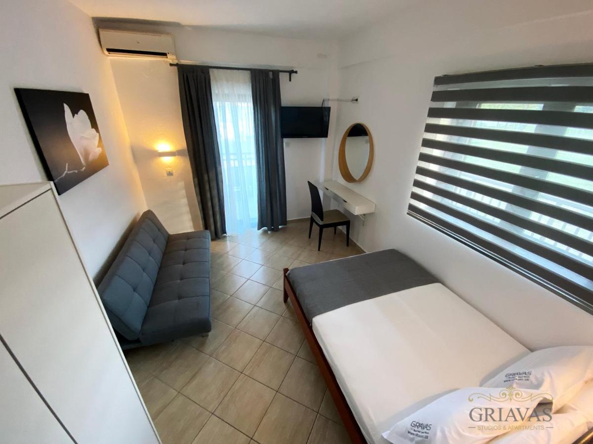 Griavas At Campsite Apartman Szikiá Kültér fotó